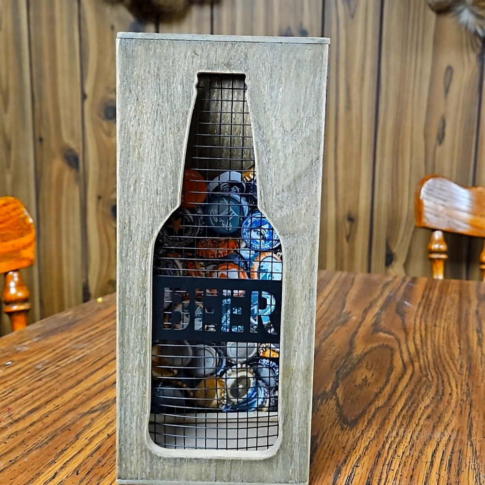 Beer cap decorative holder